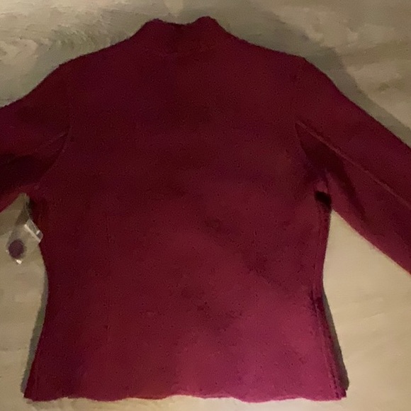 I.B. Diffusion Brand New Vintage (90s) Burgundy Ladies 100% Wool Jacket/Sweater - Picture 8 of 10